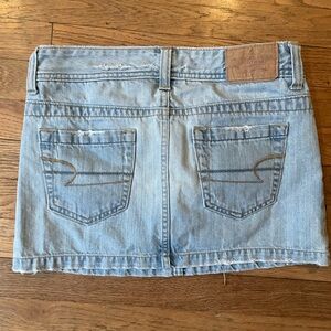 American Eagle women’s denim skirt size 2